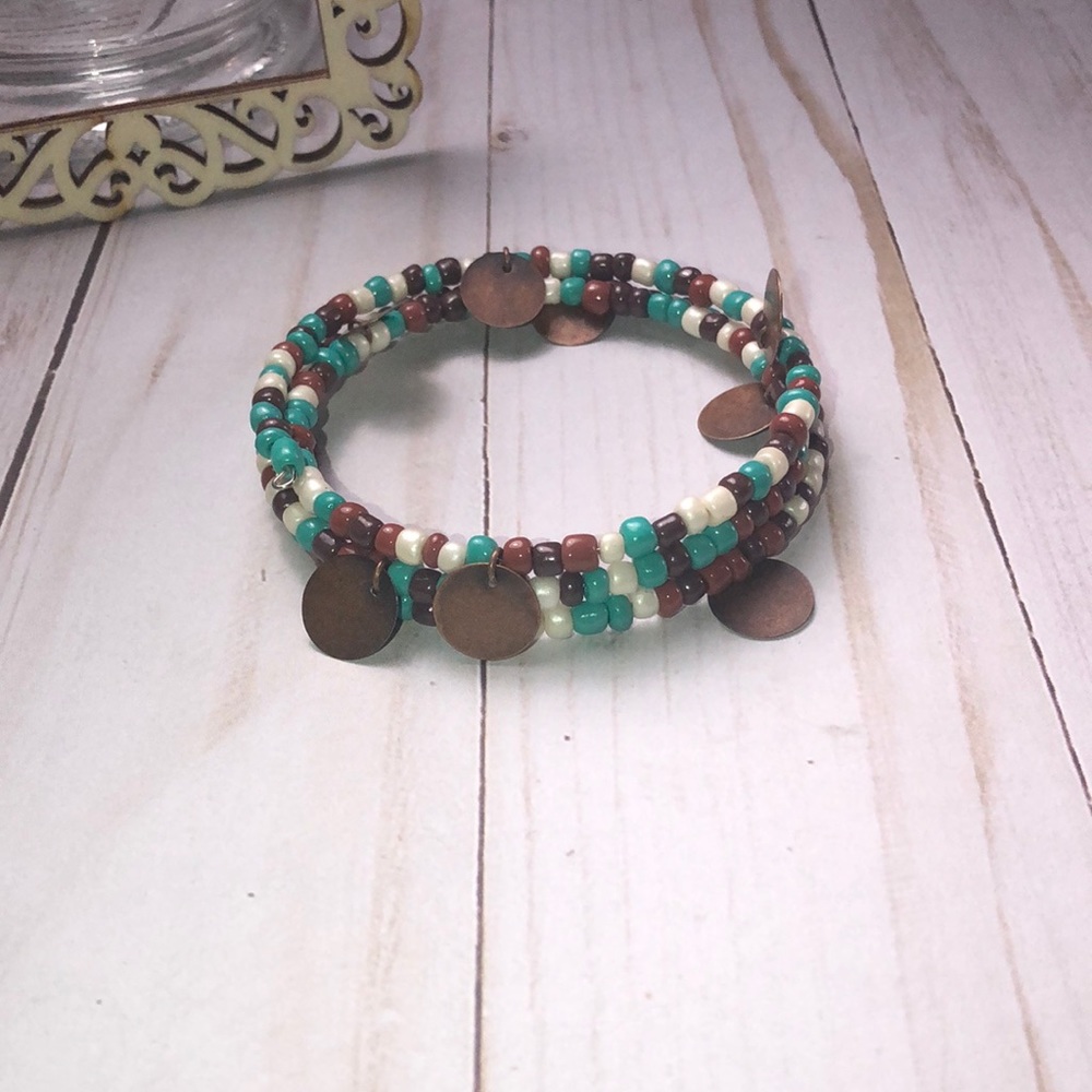 ‼️ Women’s Handmade Memory Wire Bracelet